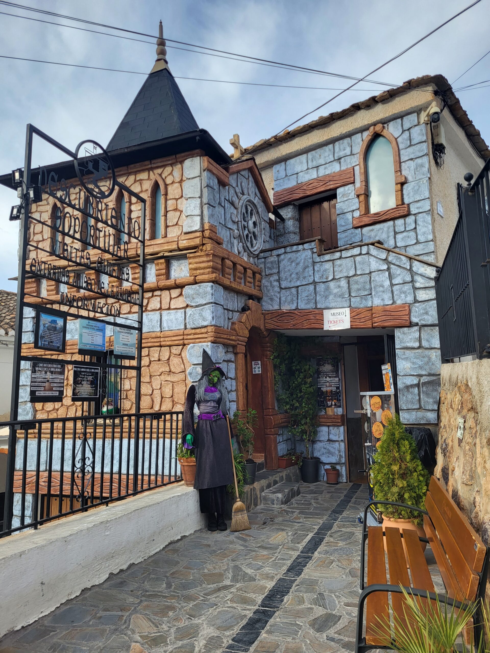 Turismo Soportújar